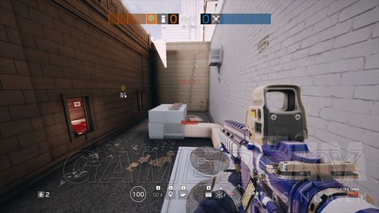 《彩虹六号围攻》自动武器消焰与补偿弹道对比