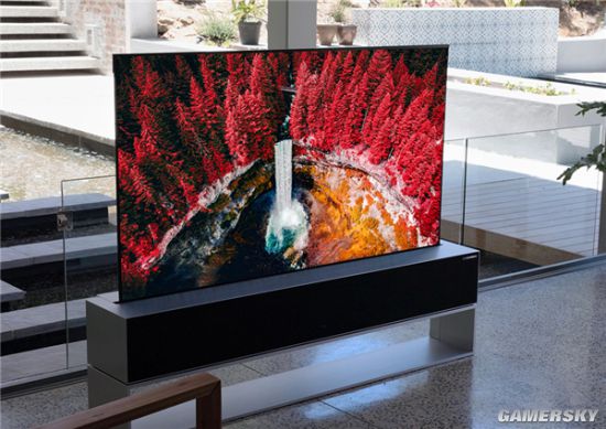 LG 65寸可弯曲OLED电视开预订 售价或高达58万元