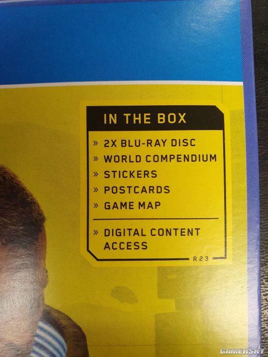 网曝《赛博朋克2077》PS4游戏包装 含2张蓝光光碟 送游戏地图