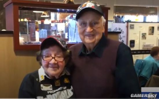 美国麦当劳百岁老员工 已经工作了近50年