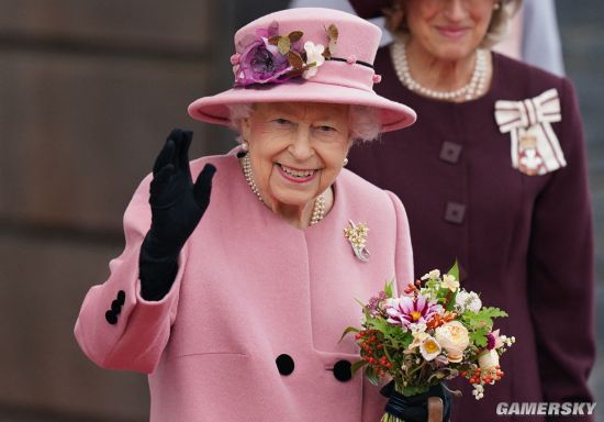 95岁英国女王拒绝接受年度老人奖 称心态决定年龄