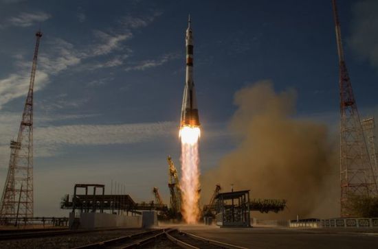 日本亿万富翁前泽友作搭火箭升空 前往空间站旅游