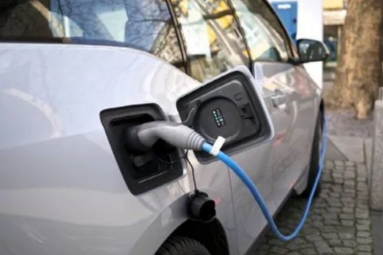 电动汽车给美国节省了26亿升汽油 仅相当两天消费量