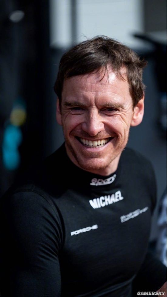 Michael Fassbender Crashes and Retires from Le Mans 24-Hour Endurance Race