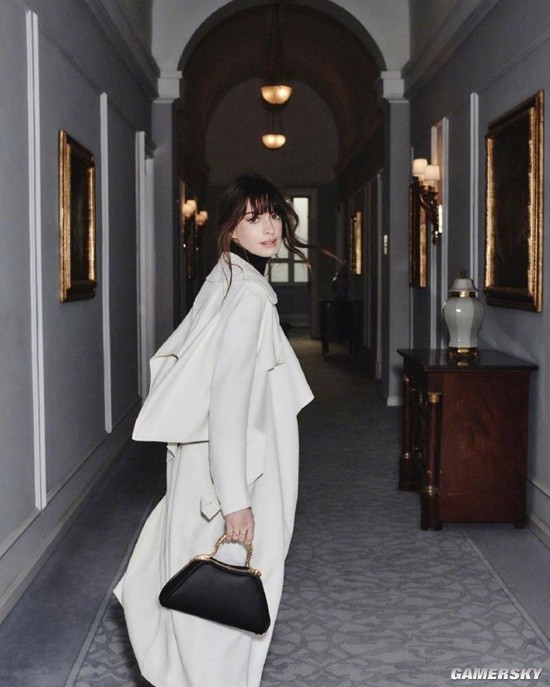 Anne Hathaway's Latest Fashion Photoshoot: Timeless Elegance
