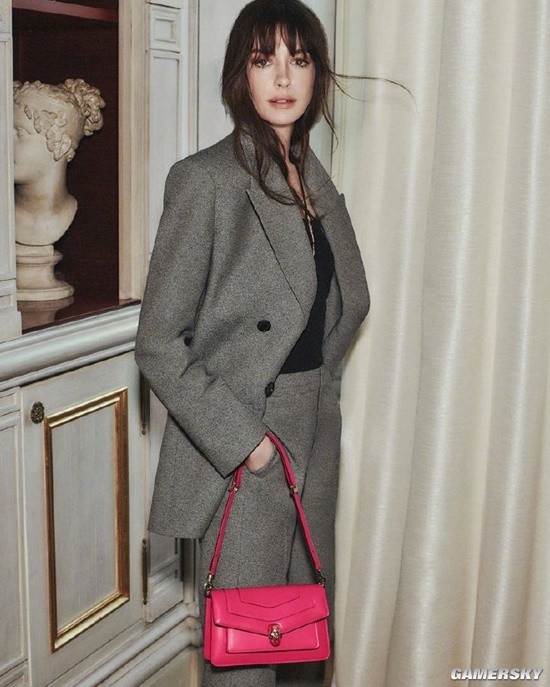 Anne Hathaway's Latest Fashion Photoshoot: Timeless Elegance