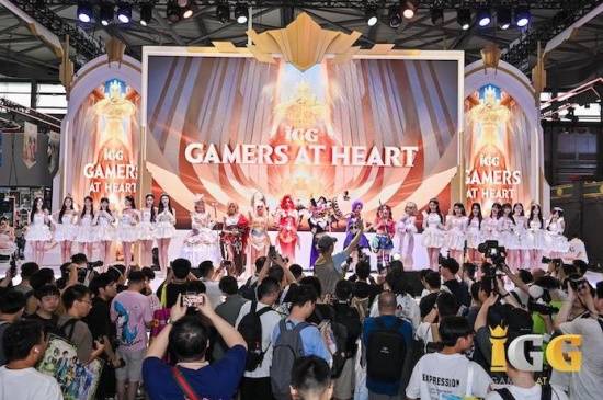 韩国人气Coser闪耀展区，会玩梗的IGG承包了2025ChinaJoy玩家的所有尖叫