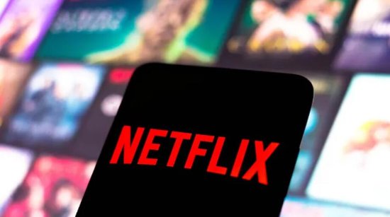 Netflix十年來首次使用者流失 股價暴跌25%、壓力山大