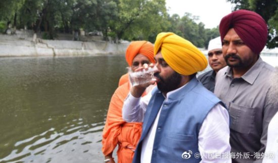 印度官员喝下圣河水后剧烈腹痛 送医后发现胃部感染