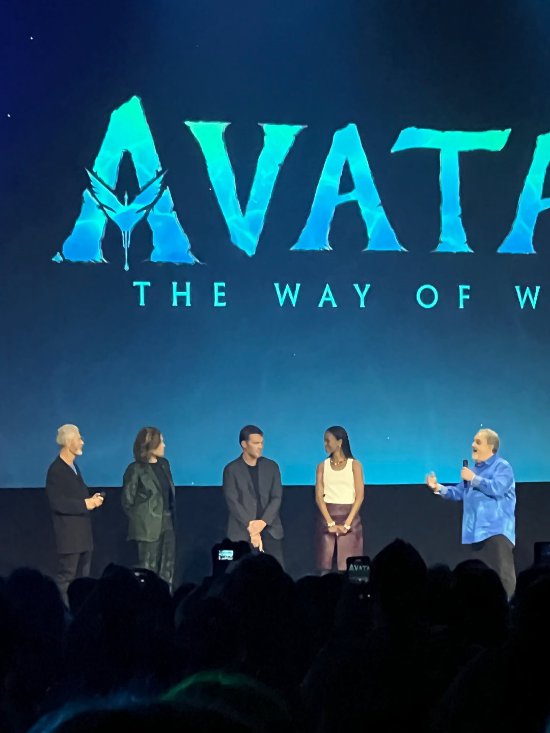 卡梅隆宣佈《阿凡達4》已開拍 《水之道》新藝術圖