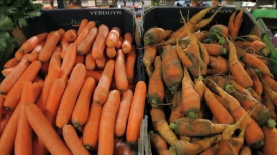 存点钱好过冬：英国人为省钱买歪瓜裂枣式蔬菜水果