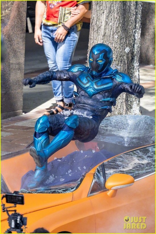 DC超英新片《藍甲蟲》新海報 2023年8.18北美上映