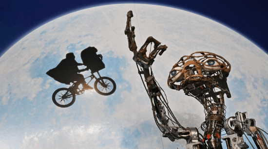 经典科幻片《E.T.》电影原型拍卖 260万美元成交