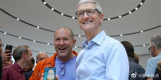 苹果库克去年年薪近1亿美元 自愿降薪至4900万美元