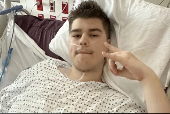 Youtube anchor spoofed passers-by and caused dissatisfaction: he was shot in the abdomen