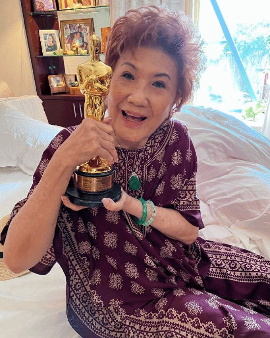 Glory to my hometown! Michelle Yeoh returns to Malaysia to visit the grave of the Oscar statuette