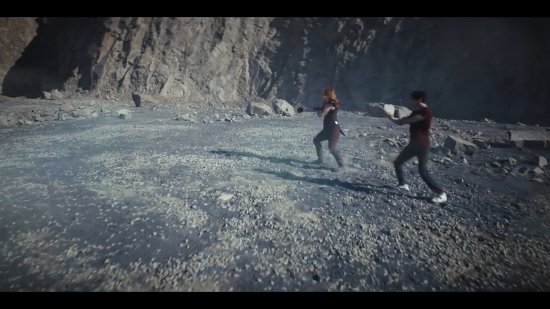 《圣斗士星矢》真人电影片段：星矢受训 一拳碎石！