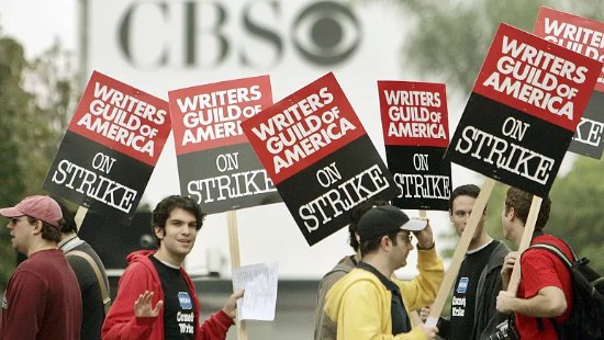 好莱坞编剧再次罢工 为15年以来首次