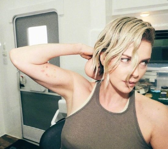 Charlize Theron shares behind-the-scenes photos of "Fast 10"