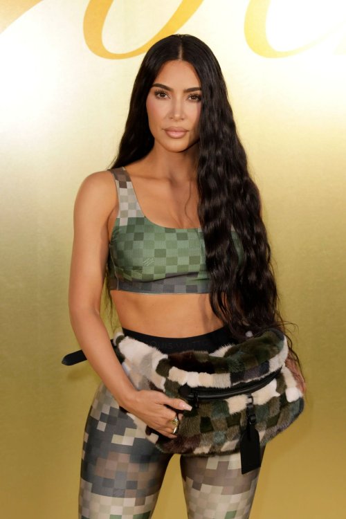 Kim Kardashian Makes Stunning Appearance at Paris Men's Fashion Week