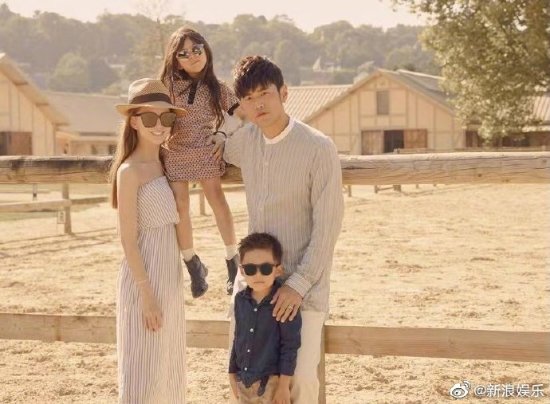 Jay Chou's Daughter to Attend Prestigious School in Australia: Tuition Exceeds 200,000 Yuan