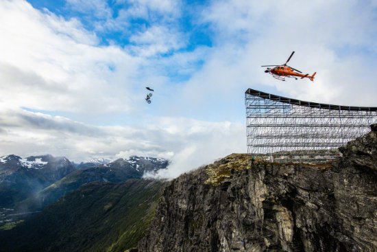 Tom Cruise's Cliff Jumping Car Stunt in Mission: Impossible 7