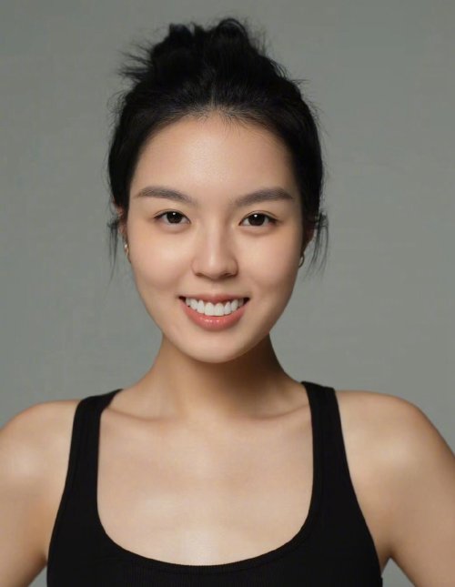 Li Yong's Daughter Fatuma to Debut as Actress, Proficient in Five Languages