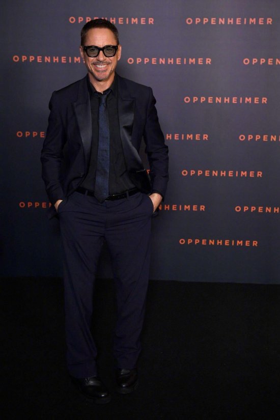Stars Shine at the Premiere of 'Auburnheimer': Robert Downey Jr.'s Adorable Stance
