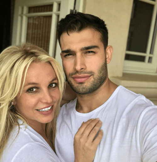 Britney's Lengthy Response to Divorce: Deserving Unconditional Love!