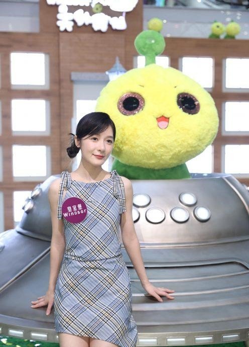 徐嬌出席《長江7號》活動 揭示周星馳計劃製作續集