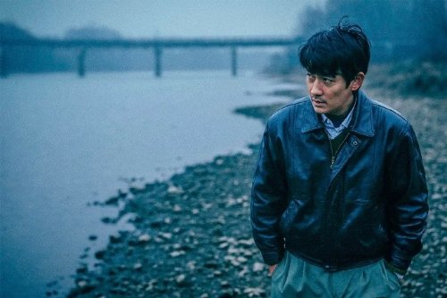 "Premiere of 'The Riverside Mistake' - Yu Hua Discusses Madness and Unwind, Praises Zhu Yilong"
