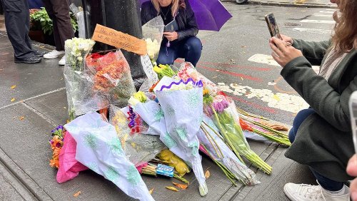 Friends Fans Pay Tribute to Matthew with Flowers at Apartment Set