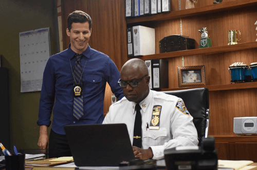 "Captain Holt, Portrayed by Andrew Broul, from 'Annoying Detective,' Passes Away at 61"