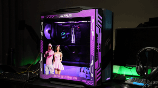 KK体育网址硬核性能技嘉AORUS为PCL赛事解说RASH悲喜定制电竞MOD主机(图6)