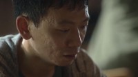 大白天当街追着人跑 《地狱公使》里的鬼这么嚣张？
