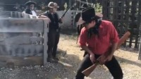 用左轮的“美式居合” 满足了年轻人们对枪斗术的幻想