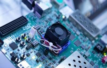 AMD确认7000系CPU专属座驾：B650E主板即将上市